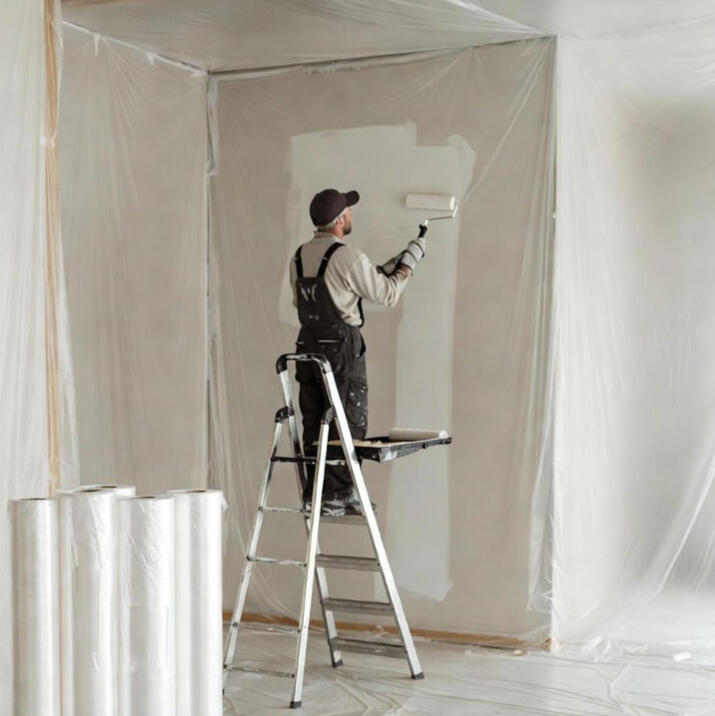 Película de enmascarar para construcción y reformas. Protege paredes, puertas y marcos durante la pintura.